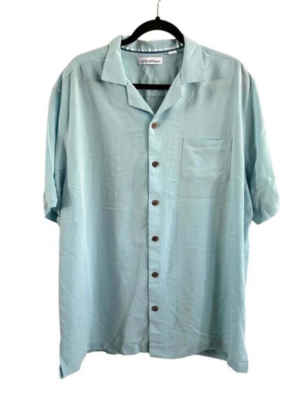 Caribbean Light Blue Button Down Short Sleeve Collared Shirt Hawaiian Resortwear